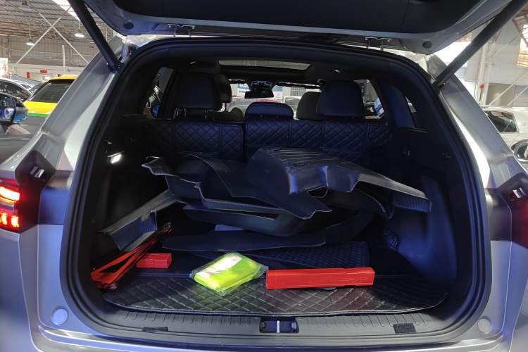 Used Geely Auto Monjaro L 2024 2.0TD DCT EVO Two-Wheel Drive Long-Range Version
