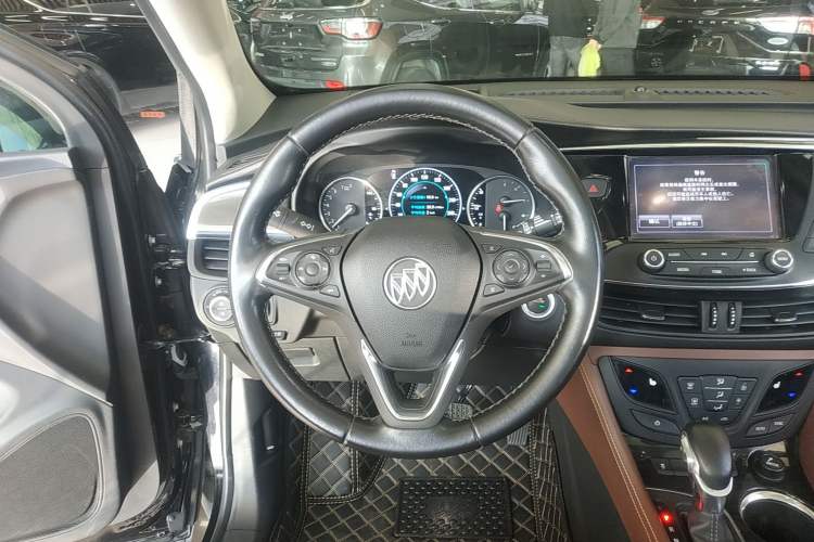 Used Buick Envision 2018 28T Four-Wheel Drive Luxury Model
