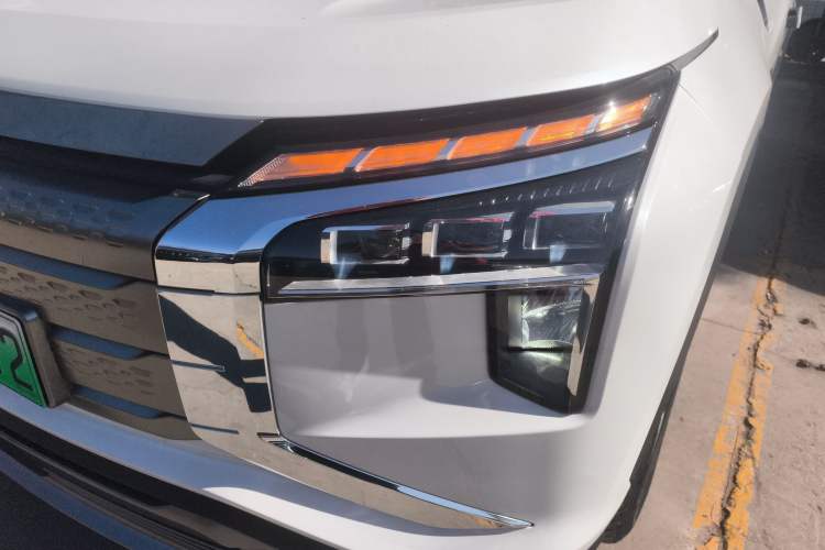 Used Mitsubishi AIRTREK 2022 Hardcore Edition