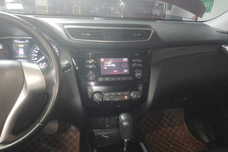 Used Nissan X-Trail 2014 2.0L CVT Comfort Edition 2WD
