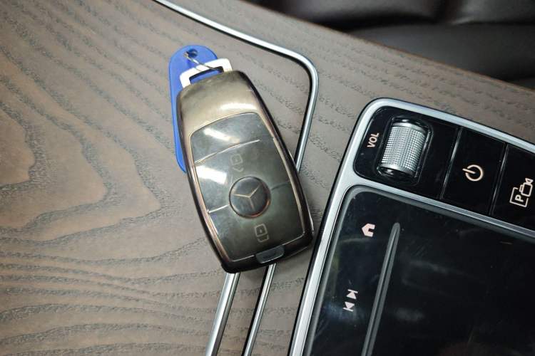 Used Mercedes-Benz GLC 2022 Refreshed GLC 300 L 4MATIC Dynamic Edition Prestige Version
