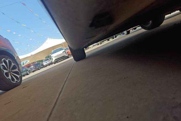 Used Roewe D7 2023 DMH 125km Flagship Edition
