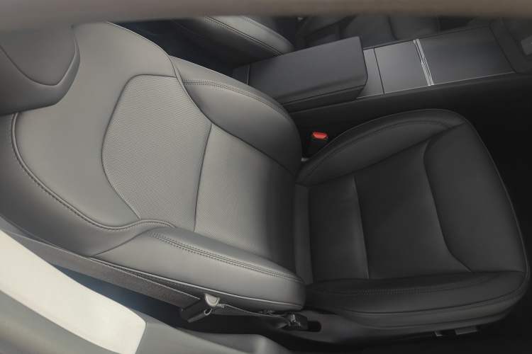 Used Tesla Model 3 2023 Rear-Wheel-Drive Version