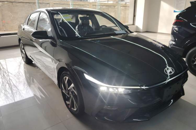 Used Hyundai Elantra 2023 1.5L CVT GLX Elite Edition
