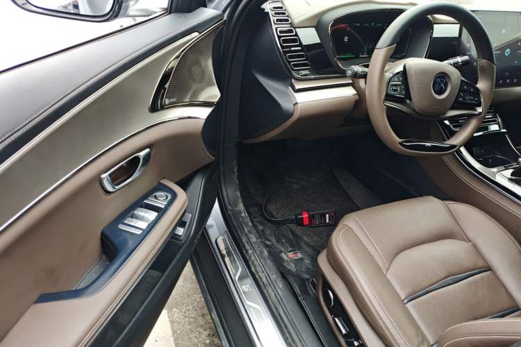 Used BYD Han 2020 EV Long-Range Luxury Model
