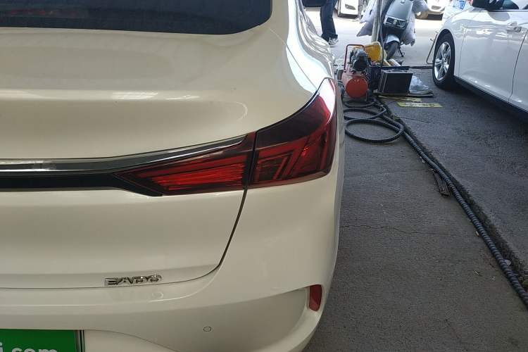 Used Changan Eado New Energy 2022 EV460 Smart Ride-Hailing Edition – Lithium Iron Phosphate
