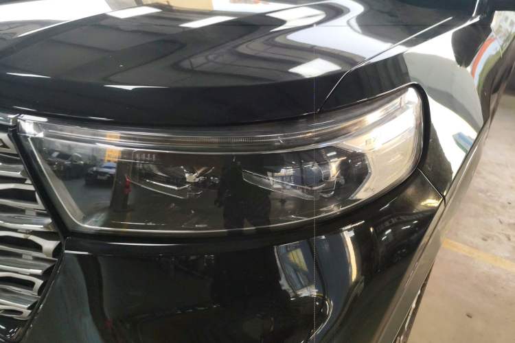 Used Ford Explorer 2020 EcoBoost 285 4x4 Titanium Edition 7-Seater
