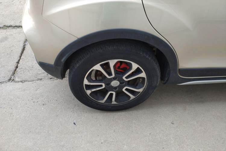 Used Geely Auto Vision X3 2017 1.5L Automatic Prestige Model
