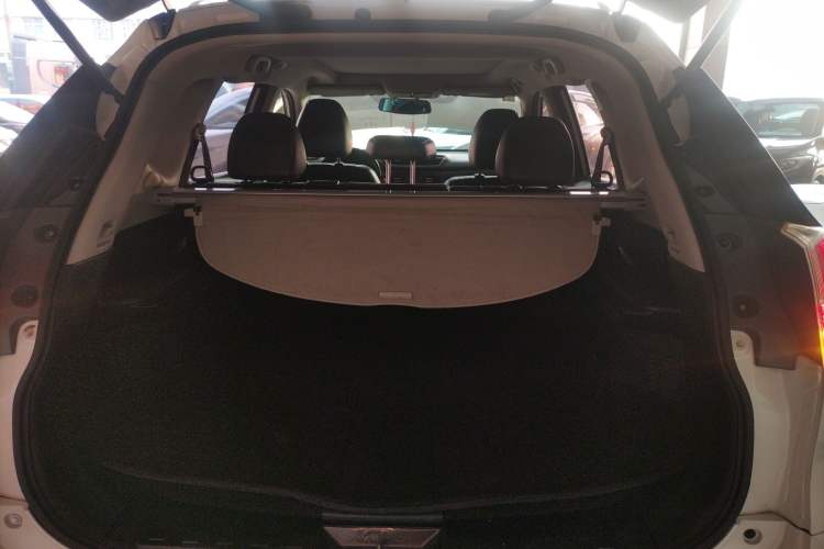 Used Nissan X-Trail 2014 2.5L CVT Leading Edition 4WD