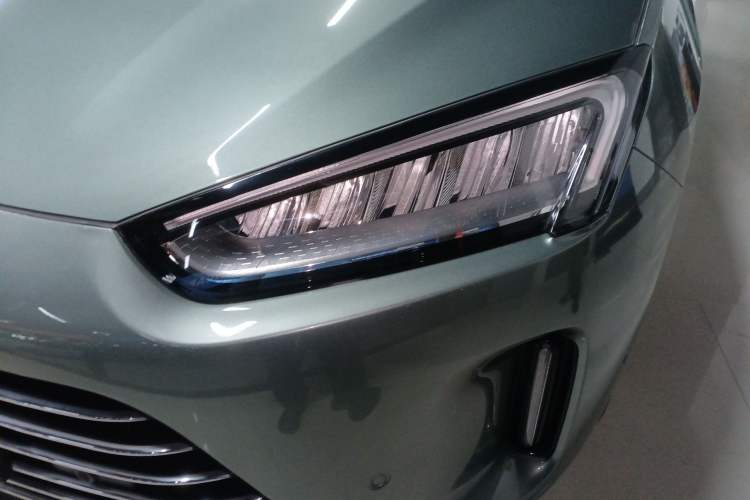 Used Hima AITO M5 2022 Extended-Range Four-Wheel Drive Performance Version