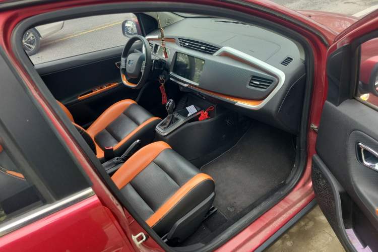 Used Geely Auto Vision X1 2017 1.3L Automatic Player Edition
