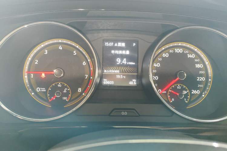 Used Volkswagen Tiguan L 2019 Revised 330TSI Automatic Two-Wheel Drive Smart & Luxury Edition China VI Standard
