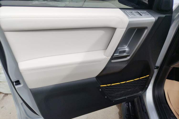 Used  V23 2025 401 Two-Wheel Drive Intelligent Driving Version