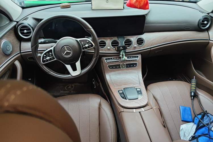 Used Mercedes-Benz E-Class 2019 Facelifted E 300 L Stylish Version
