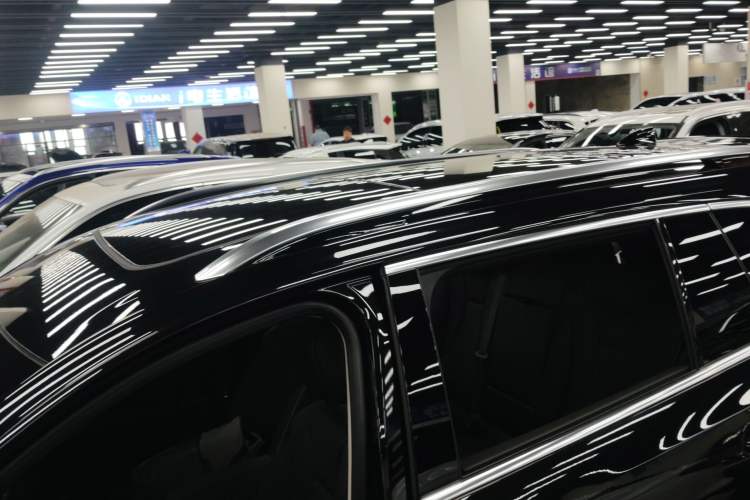 Used Buick Envision 2022 Encore Plus 652T Five-Seat Luxury Model