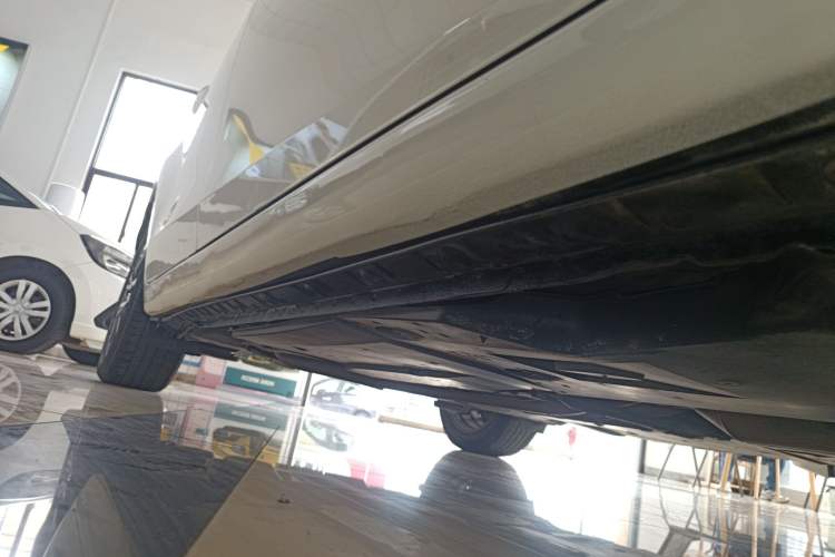 Used Toyota Corolla 2017 Revised Dual-Engine 1.8L E-CVT Leading Edition
