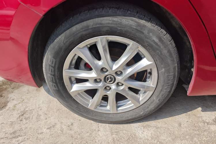 Used Mazda Mazda 3 Axela 2014 Sedan 1.5L Automatic Comfort Model