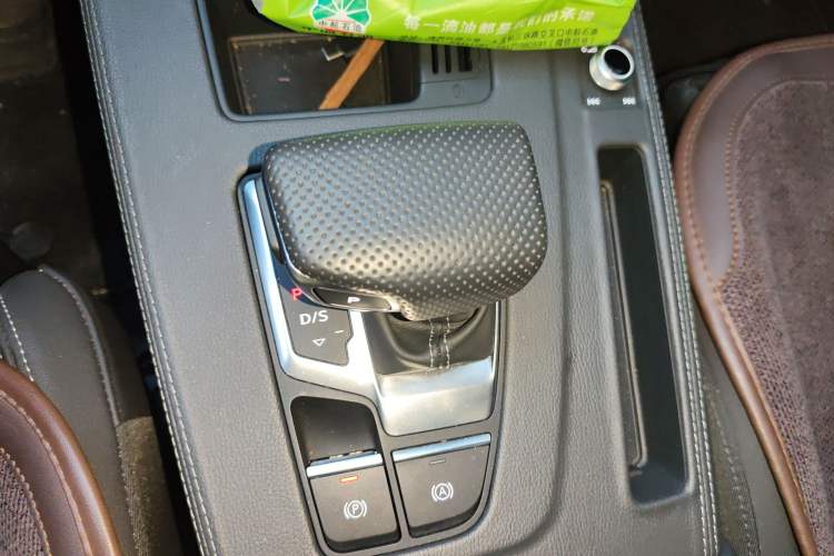 Used Audi Q5L 2024 45 TFSI Luxury Dynamic Model