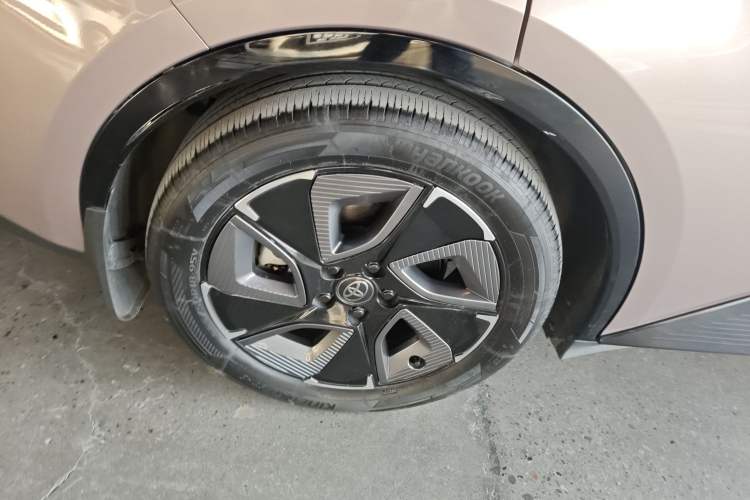 Used Toyota bZ3 2023 616 km Long-Range Premium