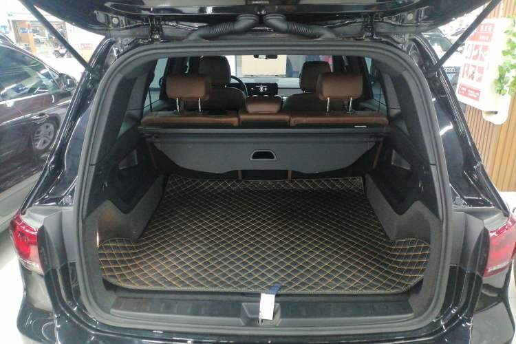 Used Mercedes-Benz GLB 2023 Refreshed GLB 200 Dynamic Edition