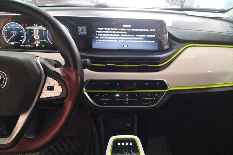 Used Oshan Benni E-Star 2021 National Edition Xin Yue Version Lithium Iron Phosphate (31.95 kWh)