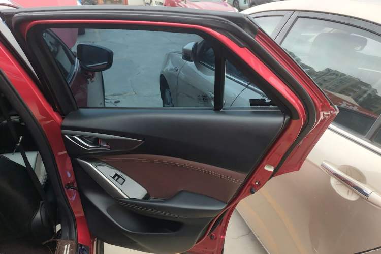 Used Mazda CX-4 2016 2.0L Automatic 2WD Blue Sky Dynamic Leather Edition
