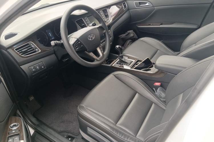 Used Hyundai Mistra 2016 1.6T Automatic Smart GLS