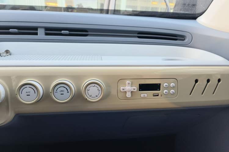 Used Bestune Pony 2025 222km Lightning Horse
