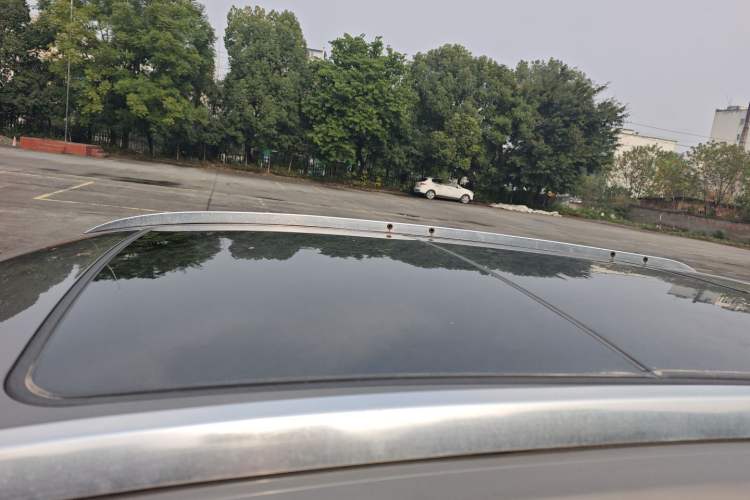 Used Buick Envision 2015 20T Two-Wheel-Drive Leading Model
