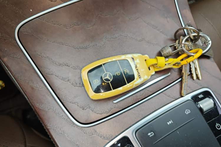 Used Mercedes-Benz E-Class 2019 Facelifted E 300 L Stylish Version
