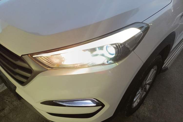 Used Hyundai Tucson 2015 1.6T Dual-Clutch Two-Wheel-Drive Smart Model
