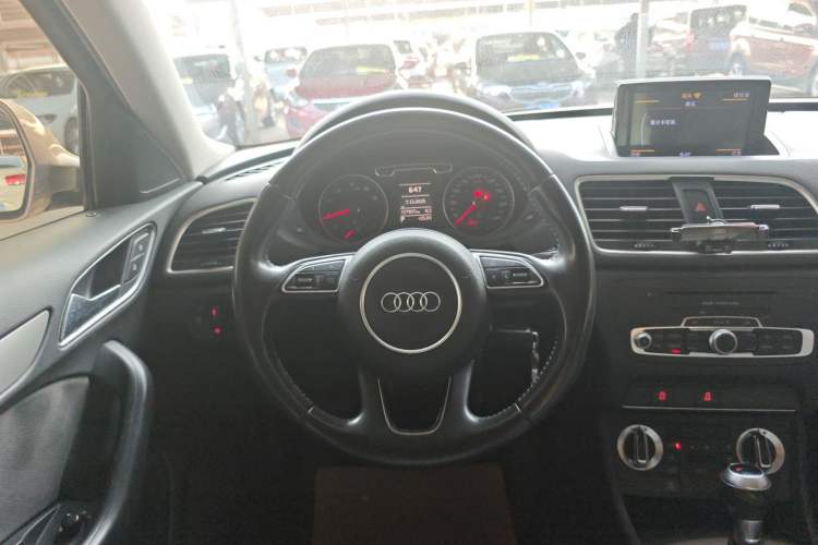 Used Audi Q3 2015 35 TFSI Ambition Edition

