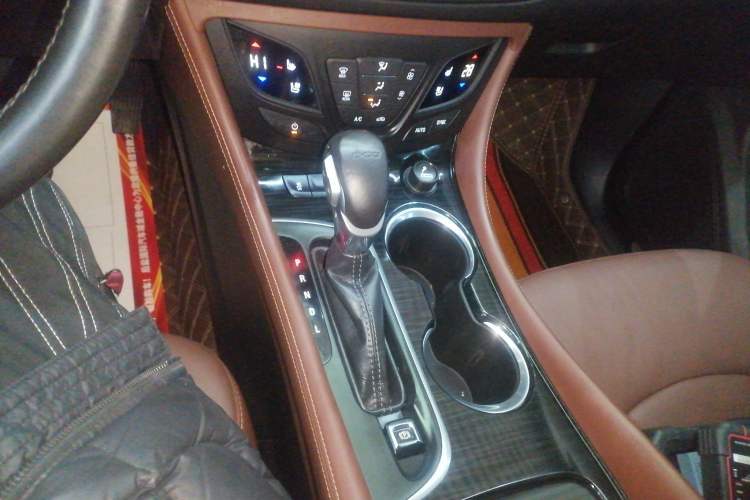 Used Buick Envision 2021 532T Two-Wheel-Drive Luxury Version
