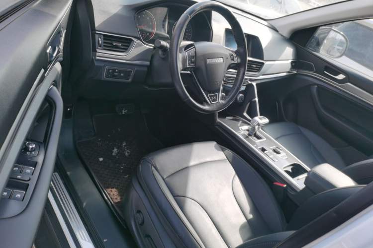 Used Haval H6 2018 Sport Edition 1.5T Automatic Two-Wheel Drive Elite Model China V Standard