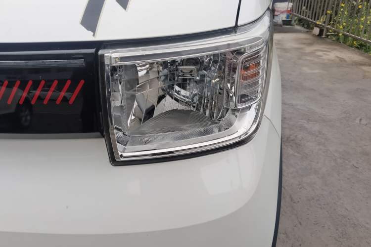 Used Wuling Hongguang MINIEV 2022 GAMEBOY 300km Play Edition Lithium Iron Phosphate

