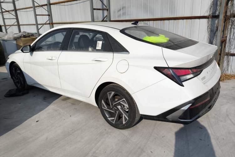 Used Hyundai Elantra 2023 1.5L CVT GLX Elite Edition