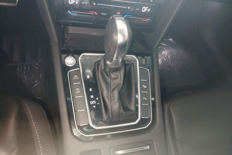 Used Volkswagen FAW-Volkswagen CC 2023 380TSI Striking Edition
