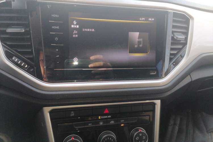 Used Volkswagen T-ROC 2018 280TSI DSG Two-Wheel Drive Advanced Version China V Emission Standard
