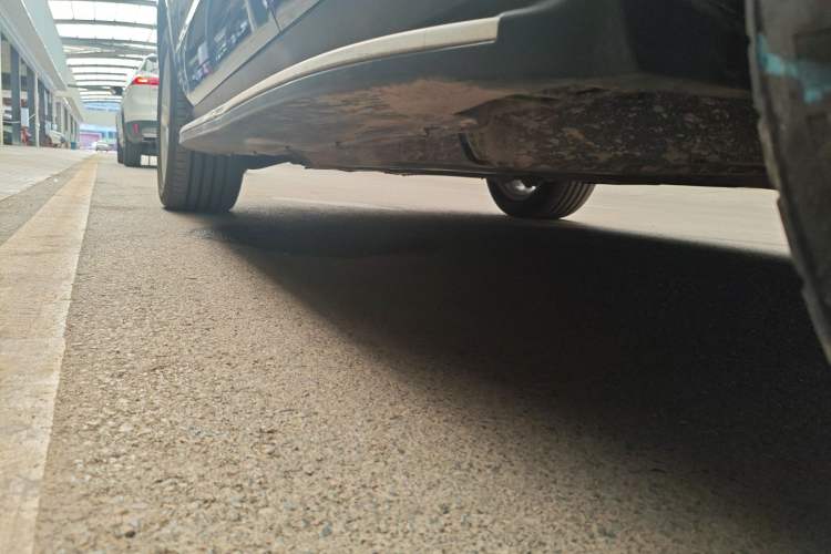 Used Mercedes-Benz M-Class 2014 ML 320 4MATIC