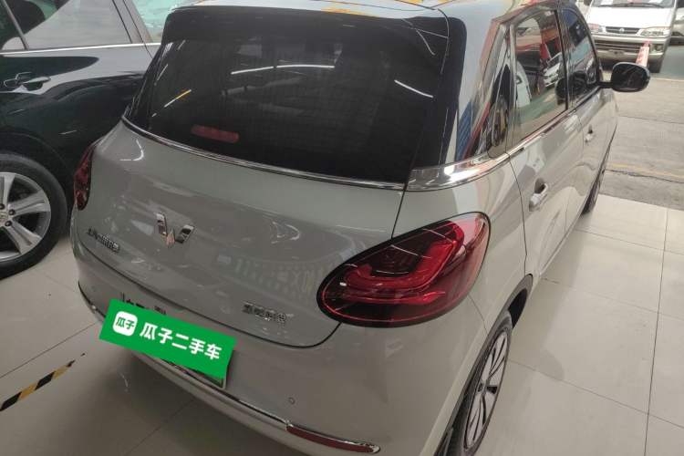 Used Wuling Bingo 2023 333 km Lingxi Connected+ Version
