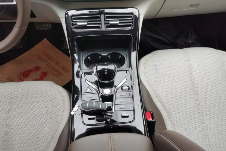 Used BYD Qin PLUS 2024 HONOR Edition DM-i 55KM Leading Model