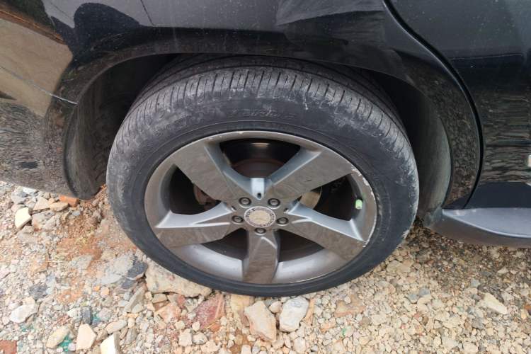 Used Mercedes-Benz GLK-Class 2013 GLK 300 4MATIC Dynamic Sunroof Model