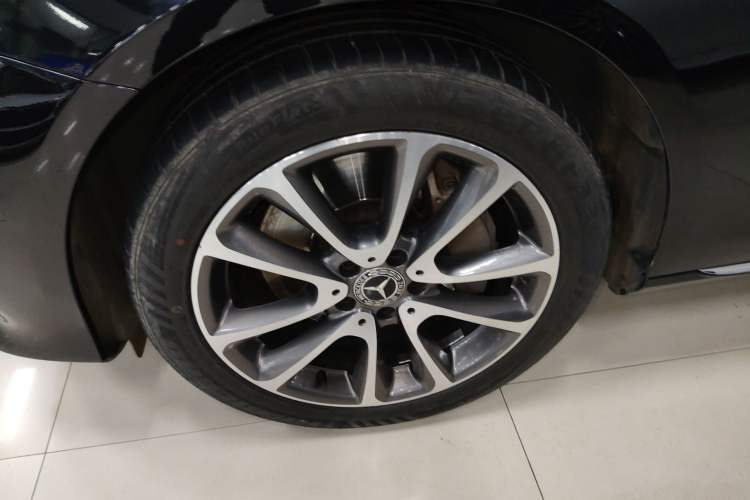 Used Mercedes-Benz E-Class 2016 E 300 L Stylish Model