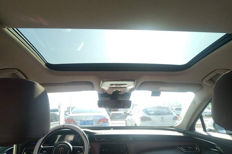 Used Hongqi H5 2024 2.0T Automatic Smart Connect Flagship Edition
