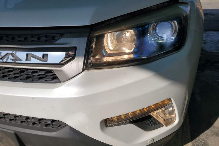 Used Changan CS75 2017 Shangkui Edition 1.5T Automatic Fengxiang Model