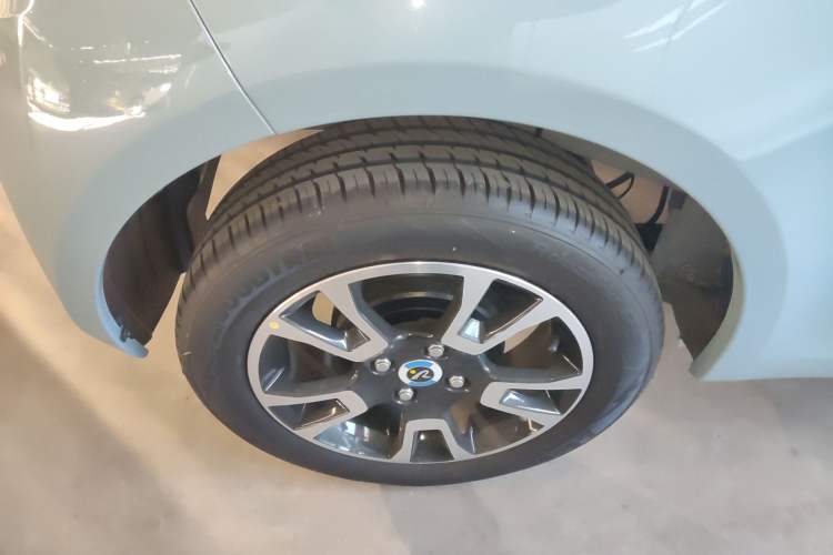 Used Brilliance Xinri i03 2021 318 km 31.45 kWh