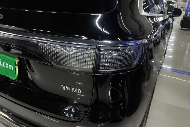 Used Hima AITO M8 2025 Extended-Range Max+ Version 53.4 kWh 6-Seater Edition
