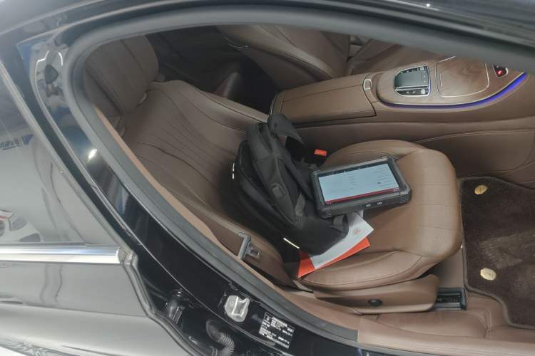 Used Mercedes-Benz E-Class 2023 E 300 L Luxury Model
