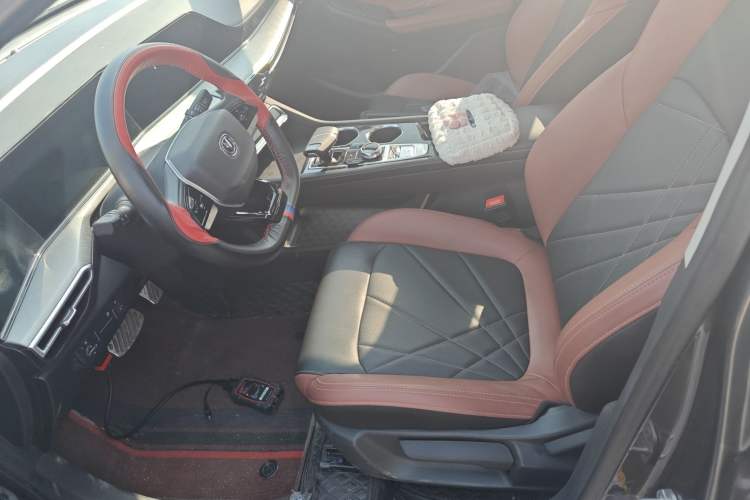 Used Changan Eado 2023 Changan Edition PLUS Blue Whale NE 1.4T GDI DCT Prestige Version
