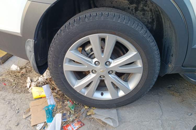 Used Chevrolet Captiva 2014 2.4L 4x4 Flagship Edition 7 Seats